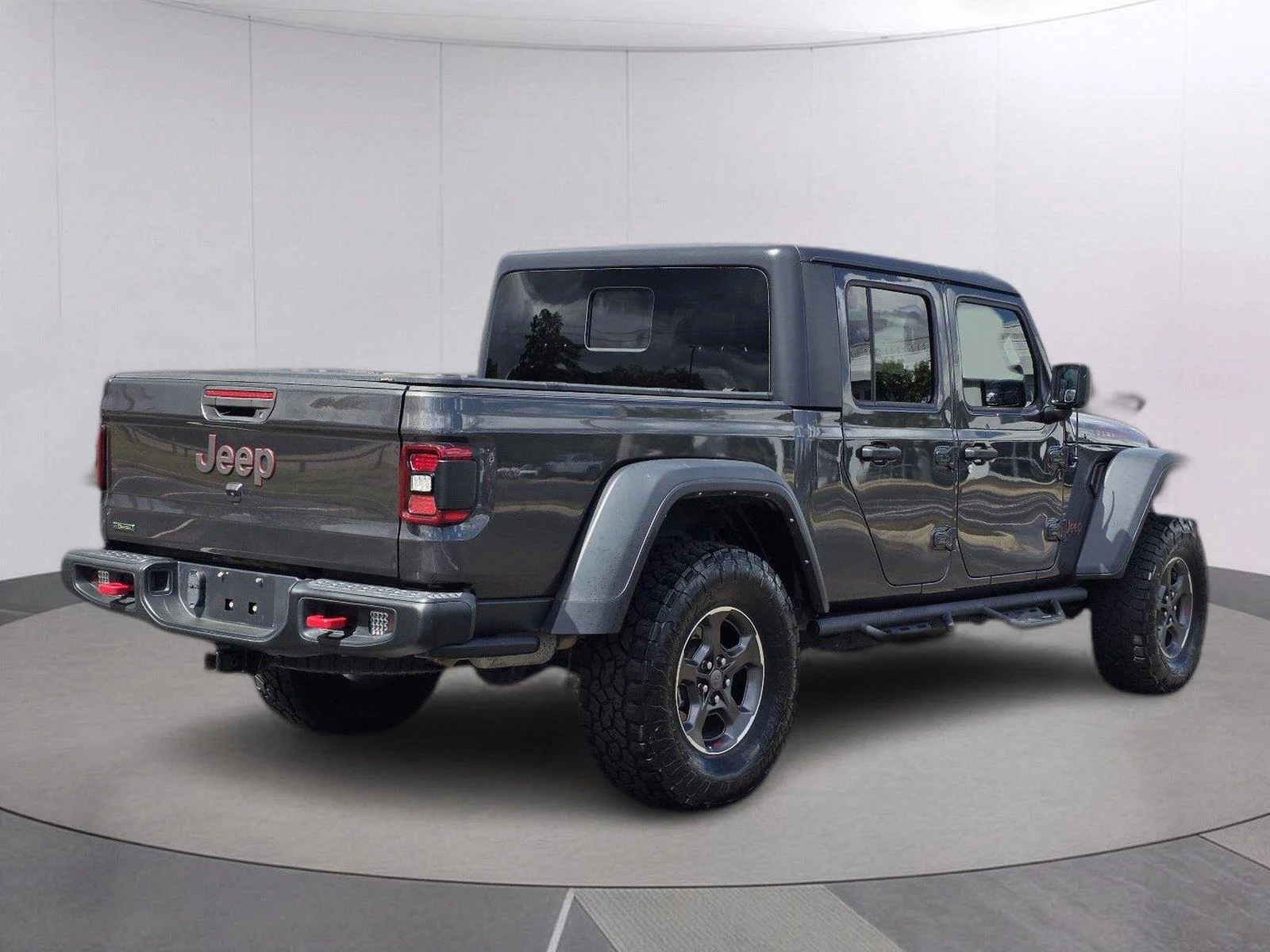 Used 2022 Granite Crystal Metallic Clearcoat Jeep Rubicon image 5