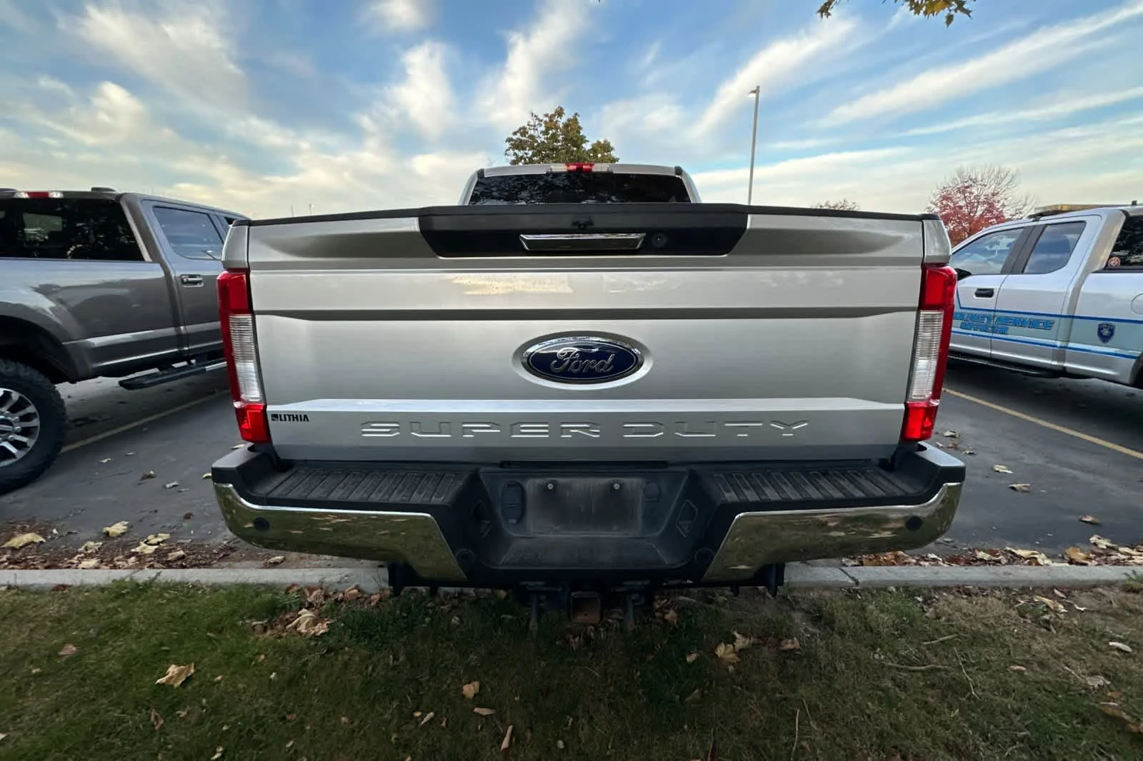 Used 2019 Ingot Silver Metallic Ford LARIAT image 5