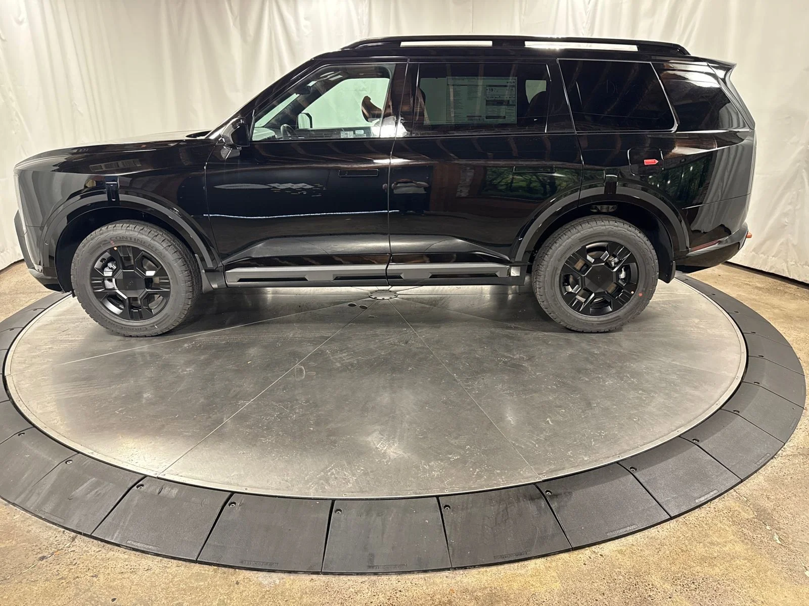 New 2027 Ebony Black Kia X-Pro SX-Prestige image 3