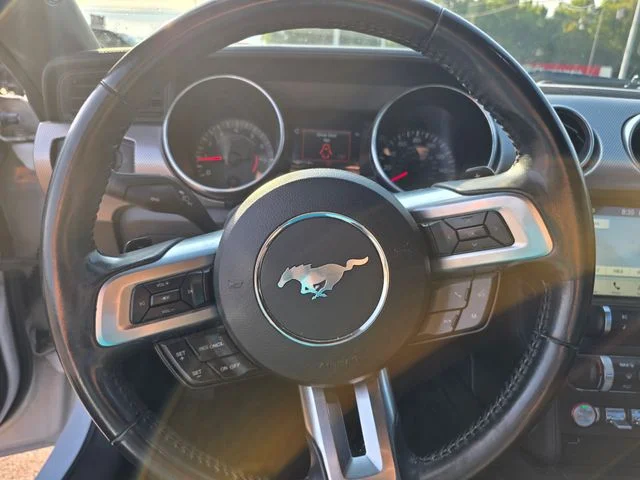 2018 Ford Mustang EcoBoost - Photo 25