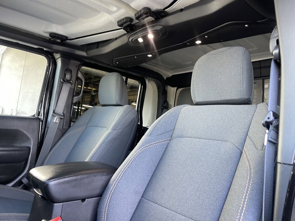 New 2026 Black Clear-Coat Exterior Paint Jeep Sport S image 15