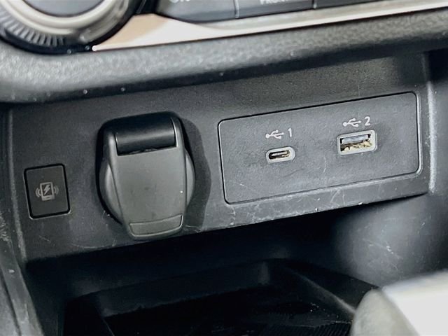 2024 Nissan Versa Sedan SR - Photo 20