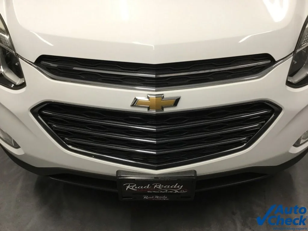 Used 2016 White Chevrolet LT image 19