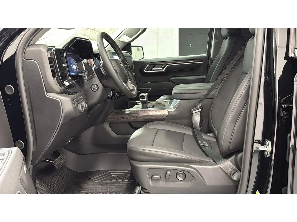 New 2026 Black Chevrolet LTZ image 34