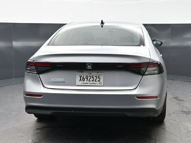New 2026 Solar Silver Metallic Honda SE image 6