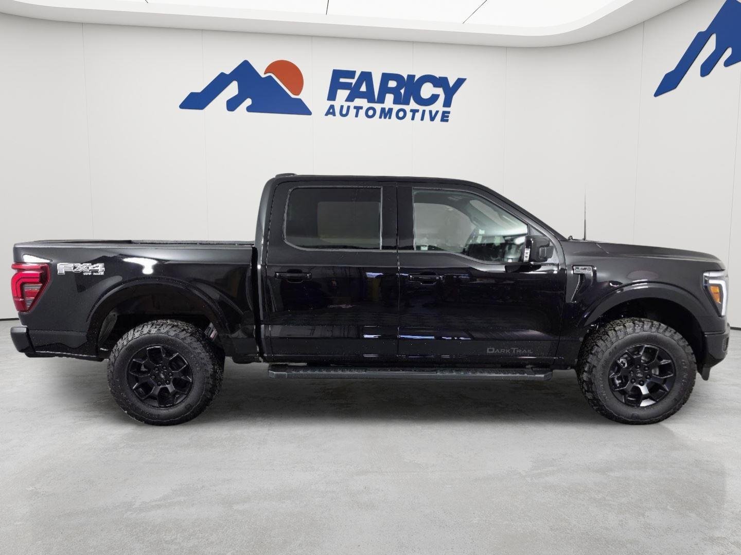 New 2025 Agate Black Metallic Ford Lariat® image 9