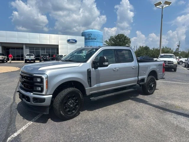 Used 2023 Silver Ford XLT image 4