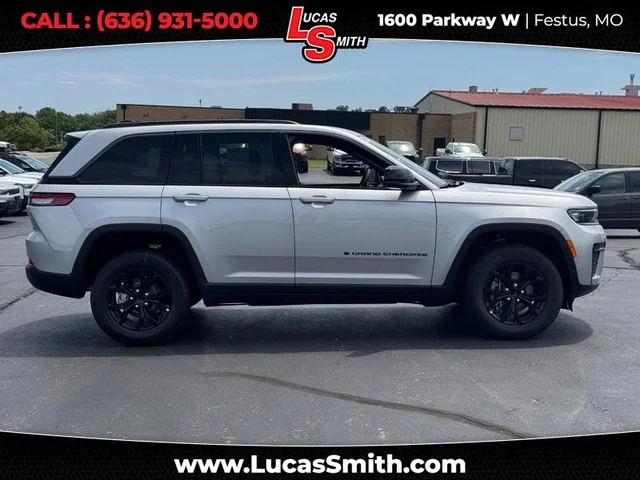 2026 Jeep Grand Cherokee Altitude