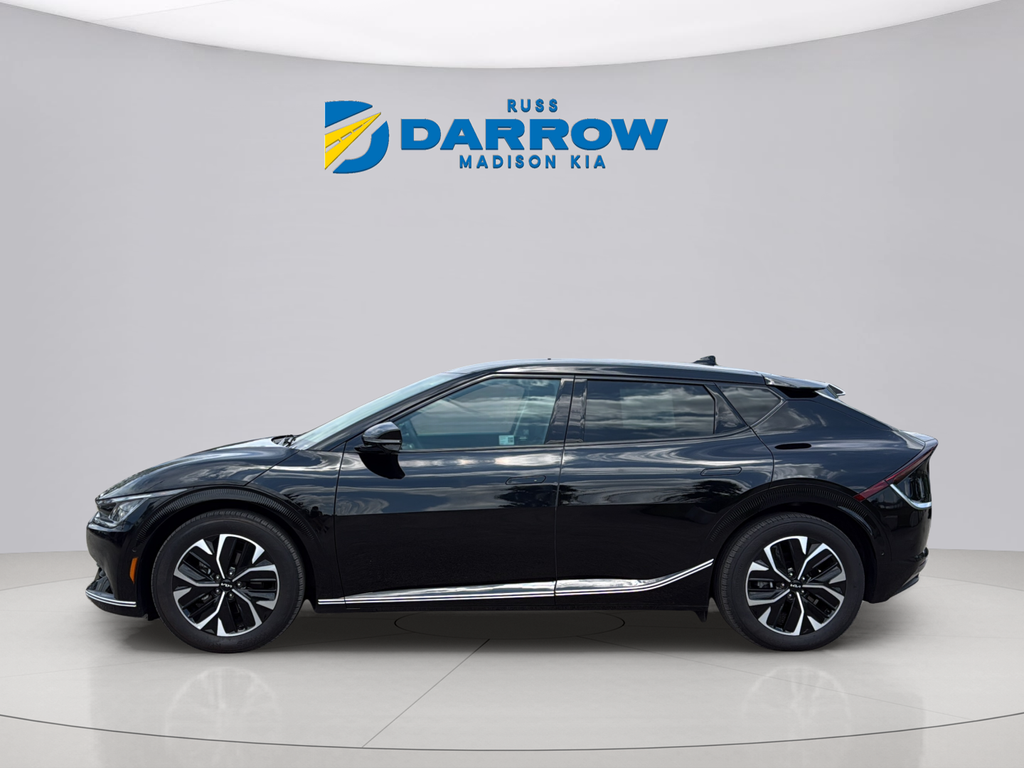 Used 2023 Kia EV6 Wind with VIN KNDC3DLC6P5137040 for sale in Milwaukee, WI