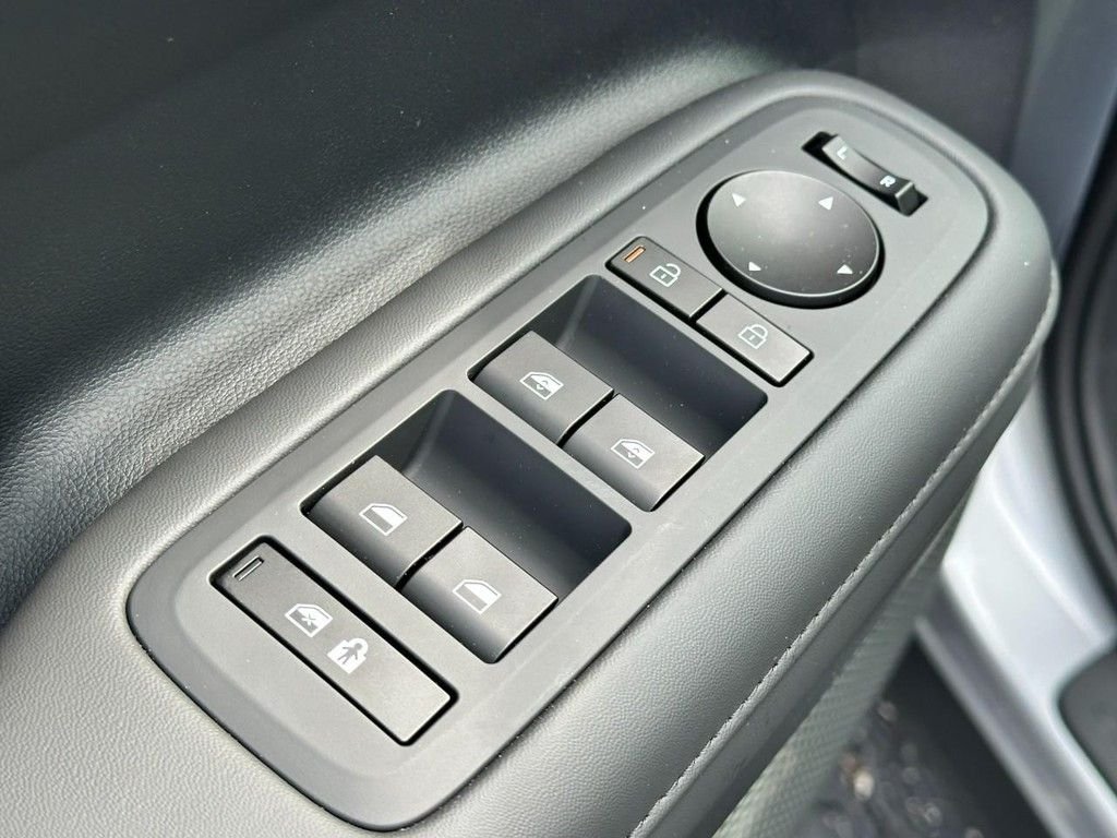 Used 2026 Silver Hyundai XRT image 10