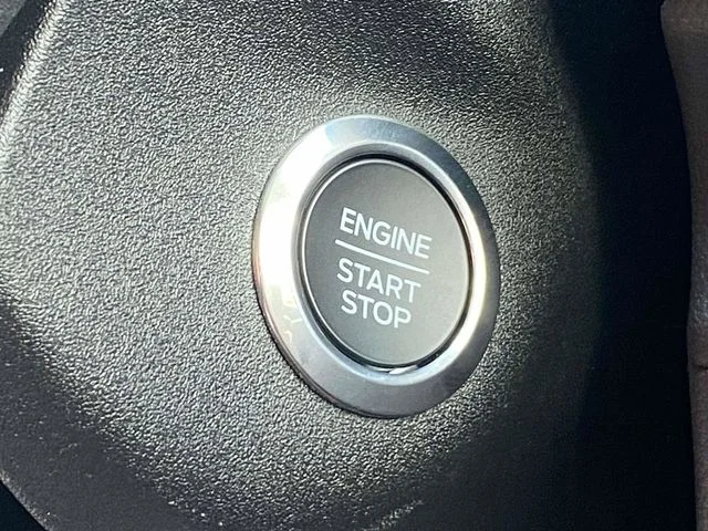 New 2026 White Ford XLT image 19