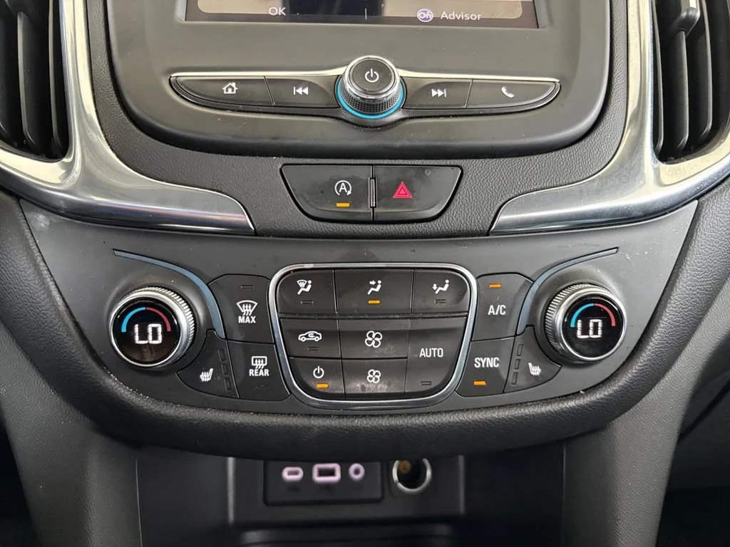 Used 2022 Mosaic Black Metallic Chevrolet LT image 23