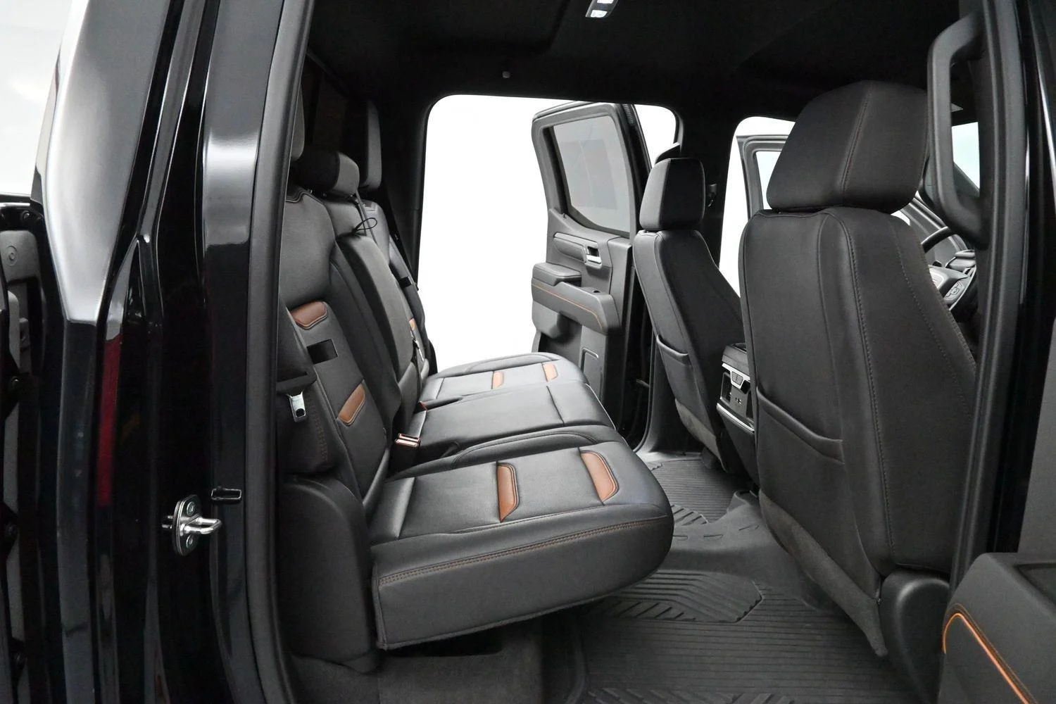 Used 2023 Onyx Black GMC AT4 image 34