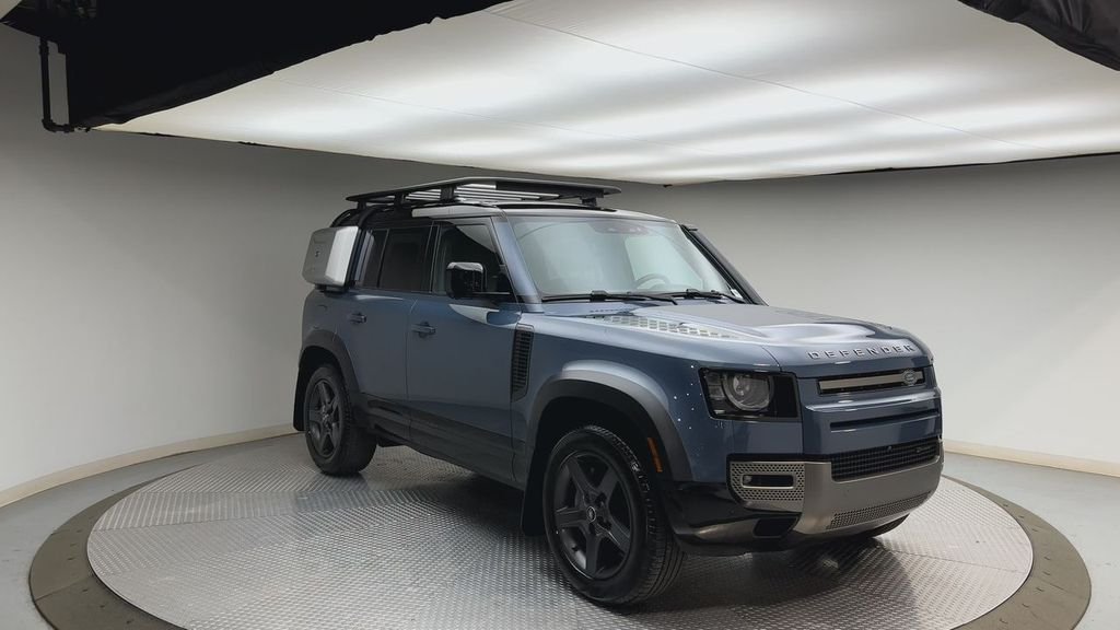 Certified Used 2023 Pangea Green Metallic Land Rover X-Dynamic SE image 8