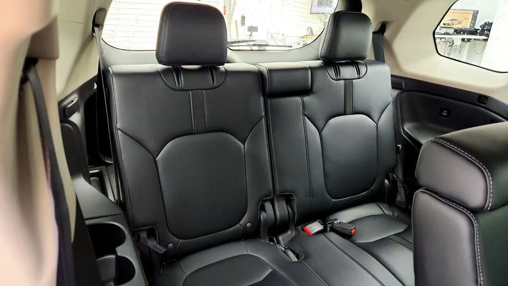 Used 2023 Crystal Black Pearl Honda EX-L 8 Seater 2WD image 22