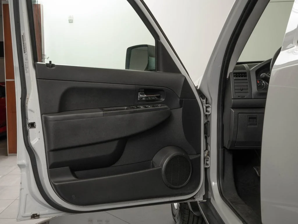 Used 2012 Bright White Clearcoat Jeep Sport image 24