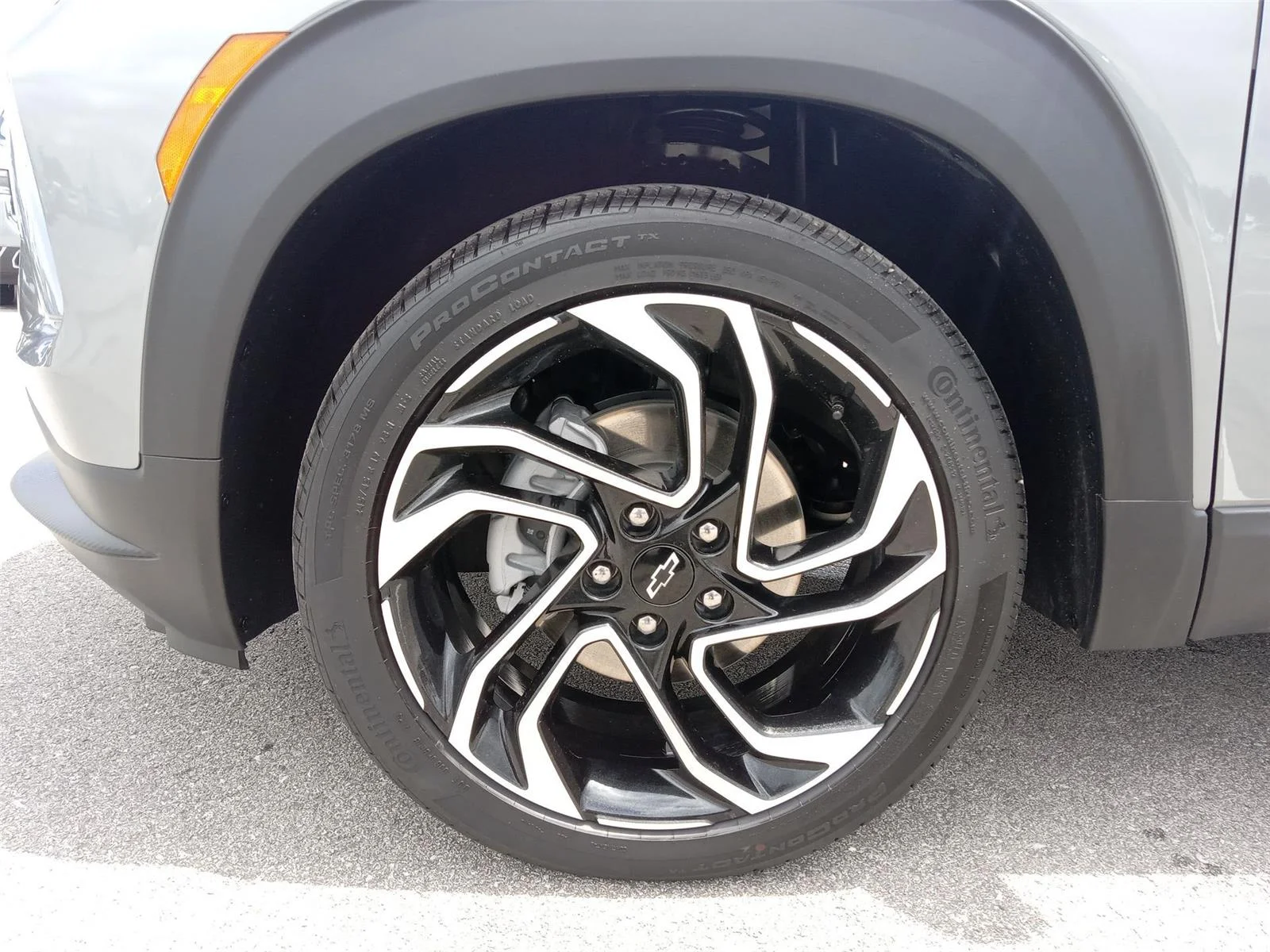 New 2026 Sterling Gray Metallic Chevrolet RS image 25