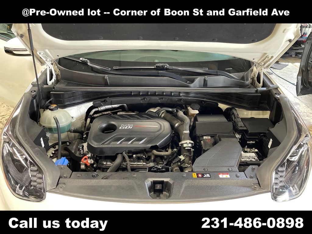 Used 2020 White Kia SX image 10