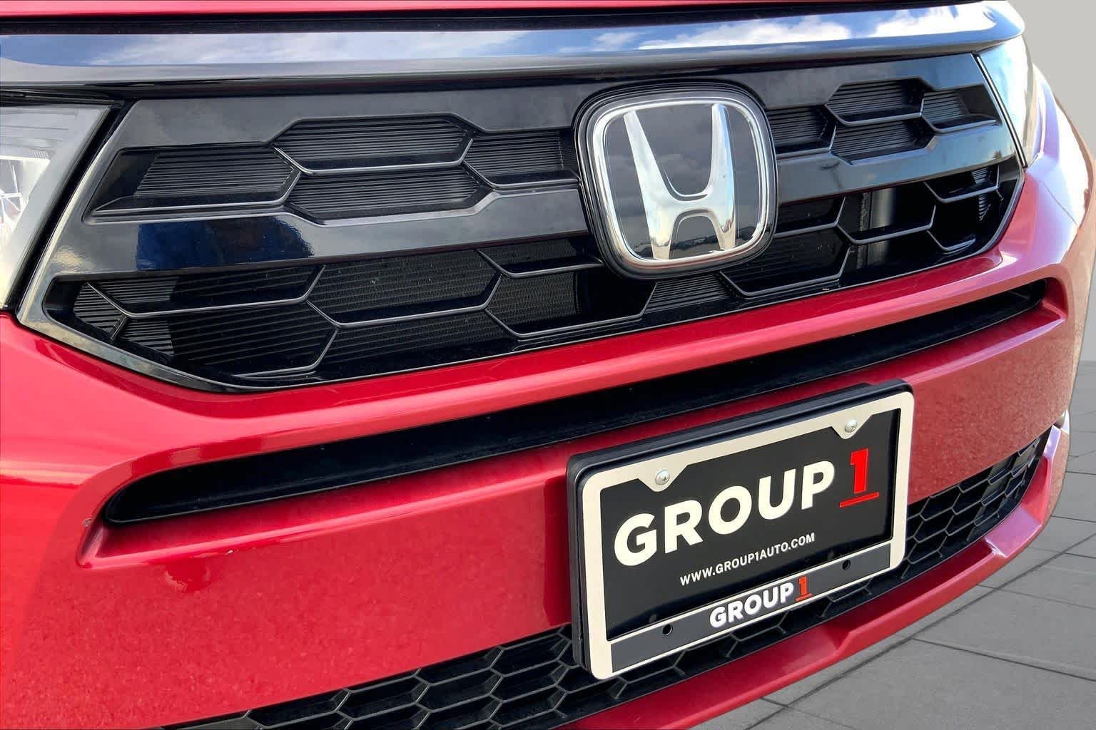 Used 2025 Radiant Red Metallic II Honda Elite image 29