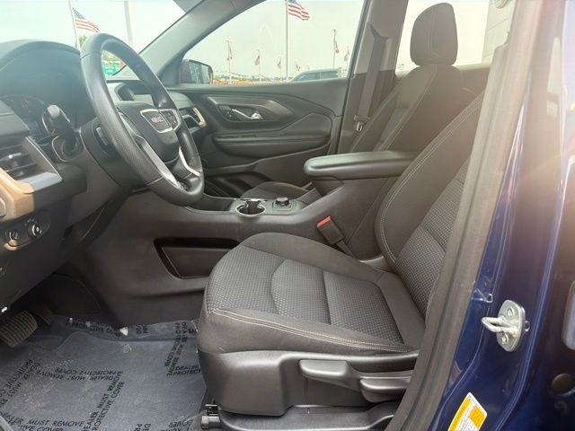Certified Used 2022 Marine Metallic GMC SLE image 11