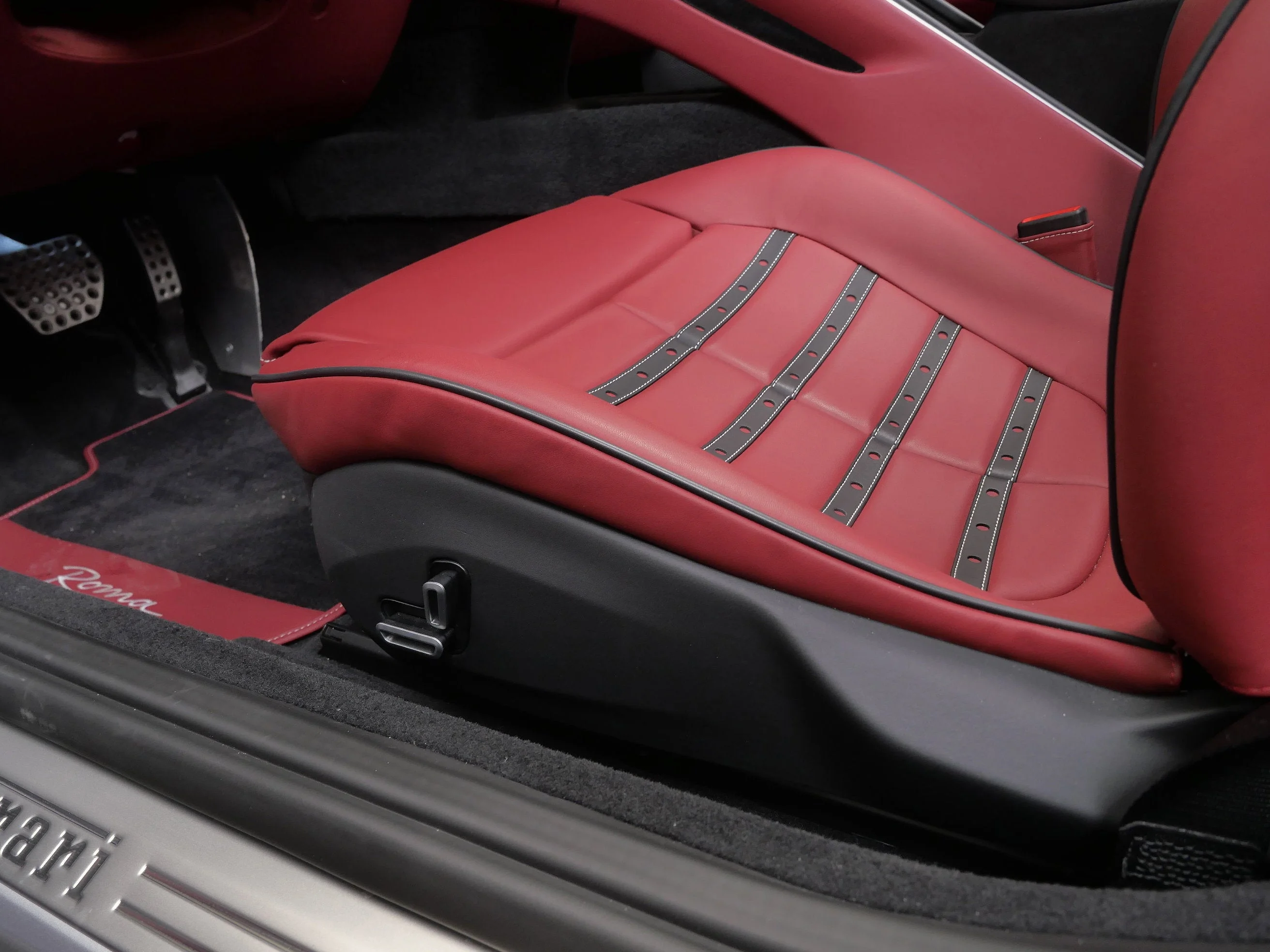 Certified Used 2025 Argento Nurburgring Ferrari Base image 22