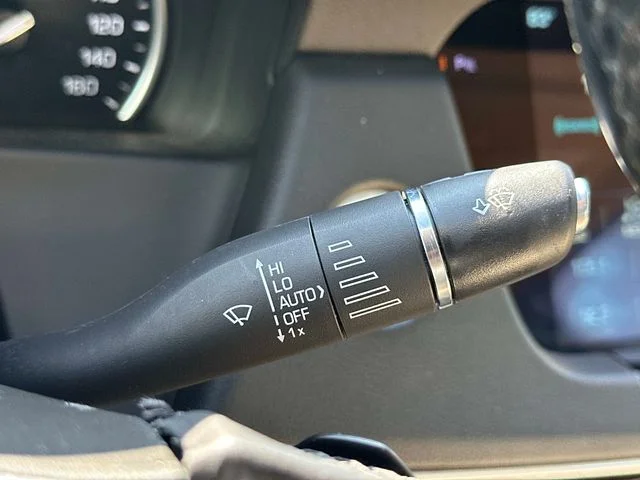 Used 2017 Gray Cadillac 3.6L image 23