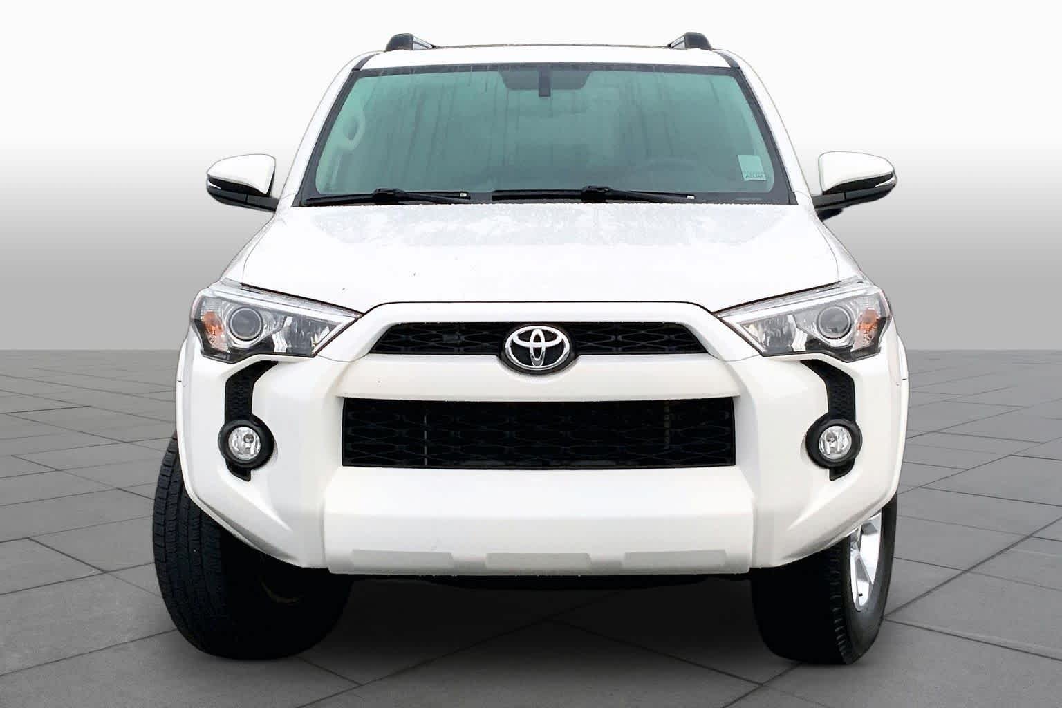 Certified Used 2019 Super White Toyota SR5 Premium image 4