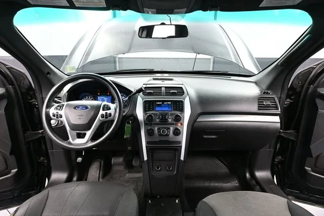 Used 2014 Black Ford Base image 22