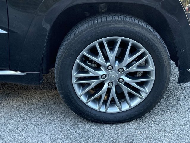 Certified Used 2018 Black Jeep Summit image 9