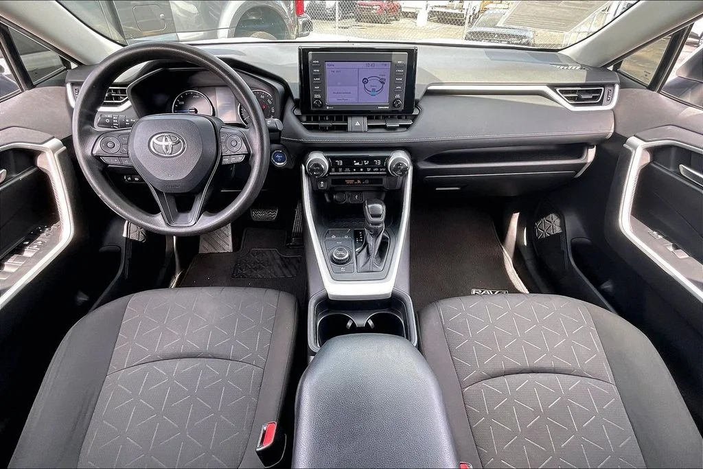 Used 2021 White Toyota XLE image 14