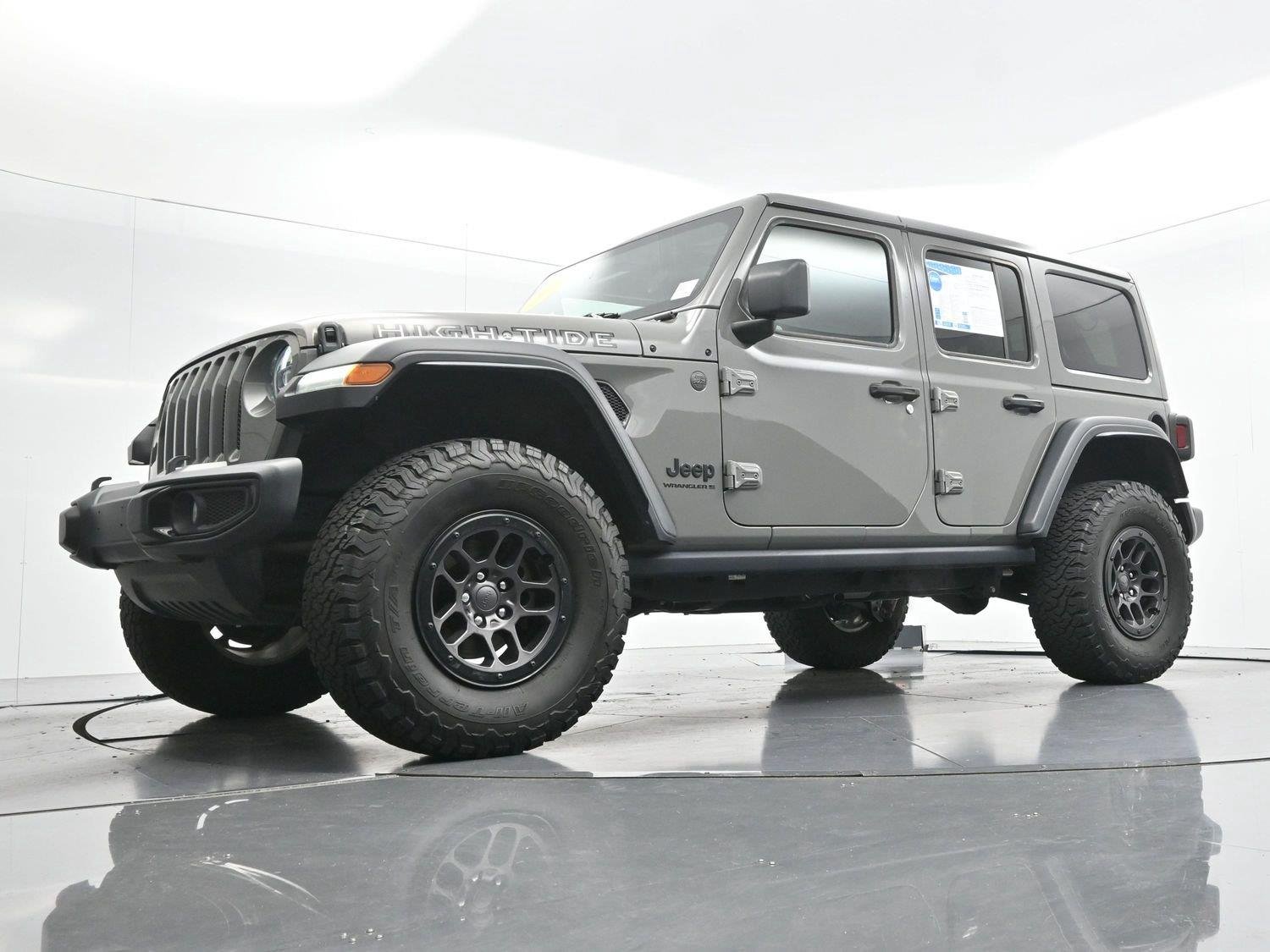 Used 2023 Gray Jeep High Tide image 40