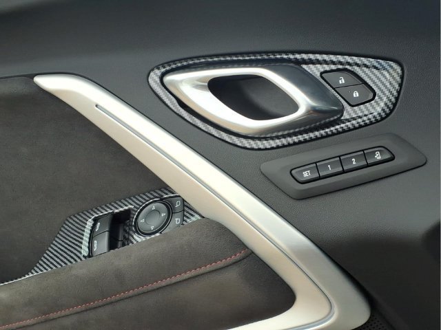 Used 2022 SUMMIT WHITE Chevrolet ZL1 image 13