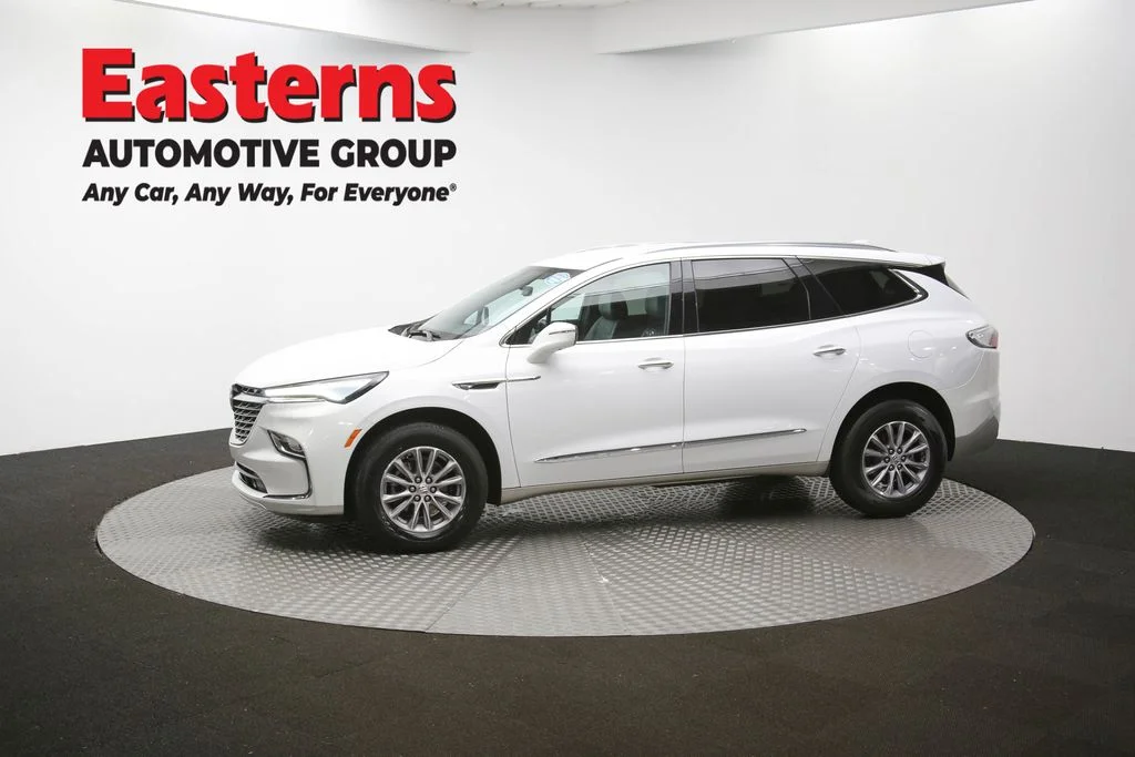 Used 2024 White Buick Premium Group image 62