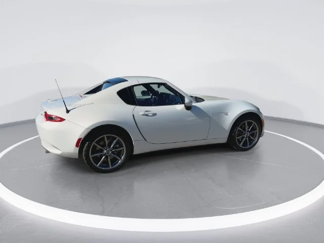 Used 2017 White Mazda Grand Touring image 8