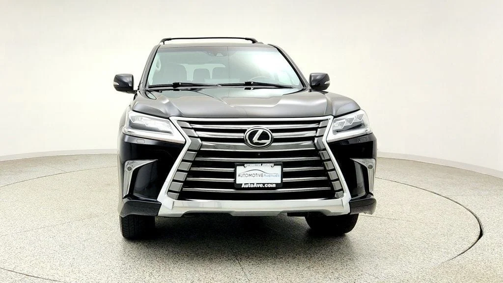 Used 2019 Black Onyx Lexus LX 570 Three Row 4WD w/ Mark Levinson, Rear DVD & Luxury Pkg image 2