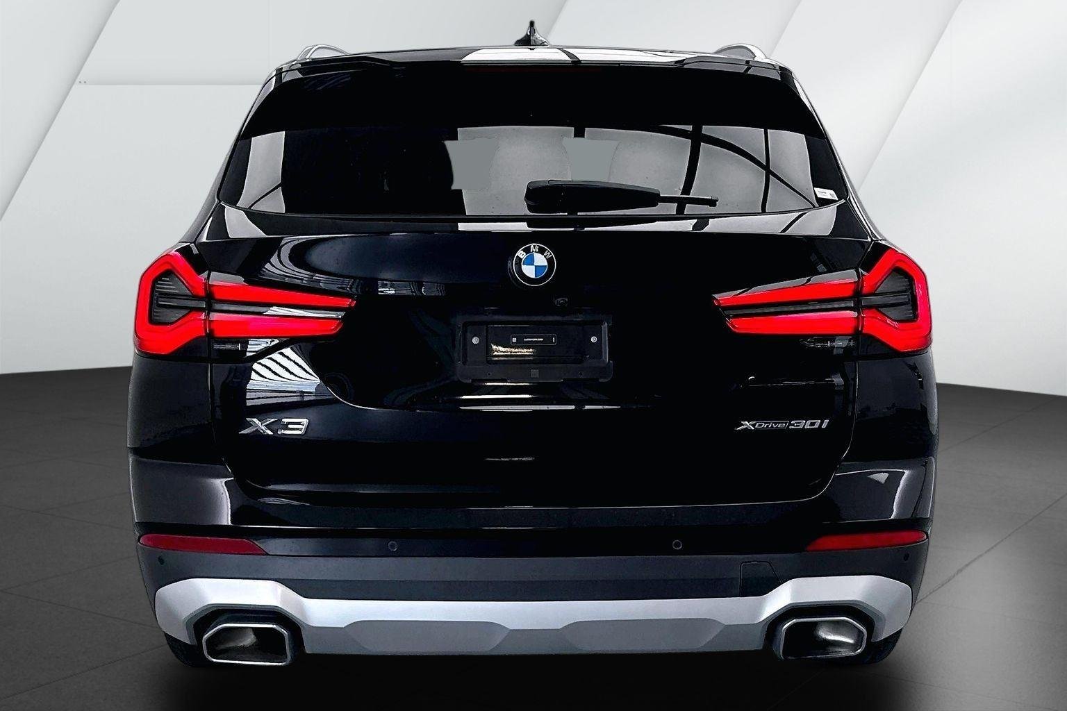 Certified Used 2024 Black Sapphire Metallic BMW xDrive30i image 6