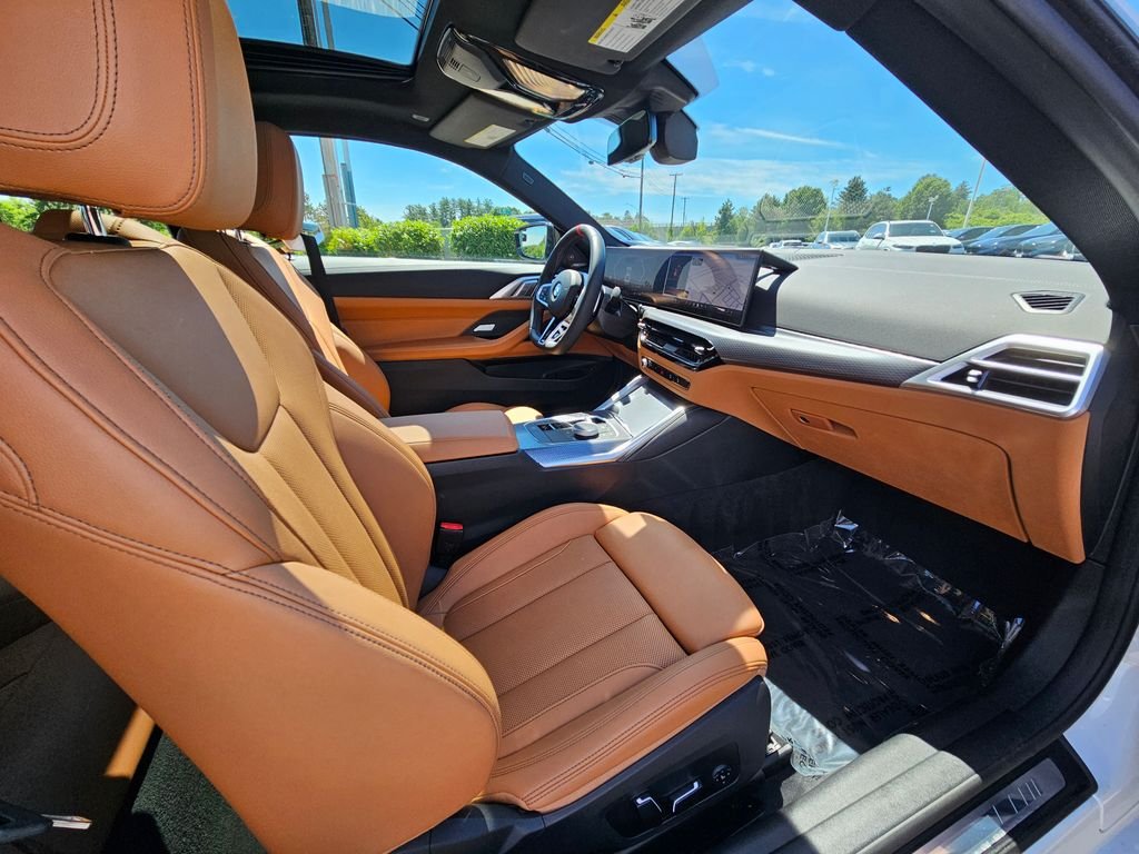 Used 2025 Mineral White Metallic BMW M440i xDrive image 14
