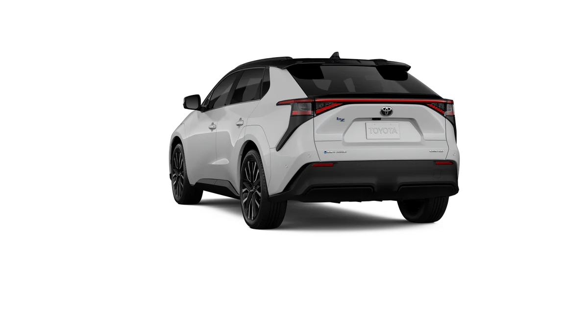 New 2026 Wind Chill Pearl with Midnight Black Metallic roof Toyota Limited image 8