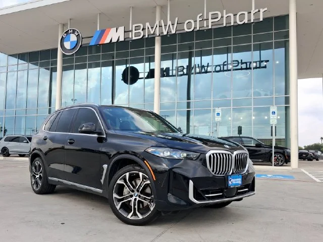 Used 2025 Black BMW xDrive40i image 1