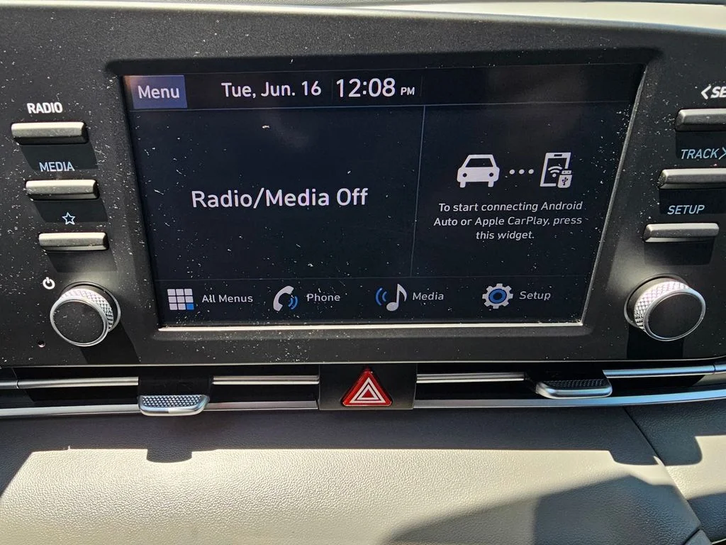 Used 2025 Gray Hyundai SE image 30