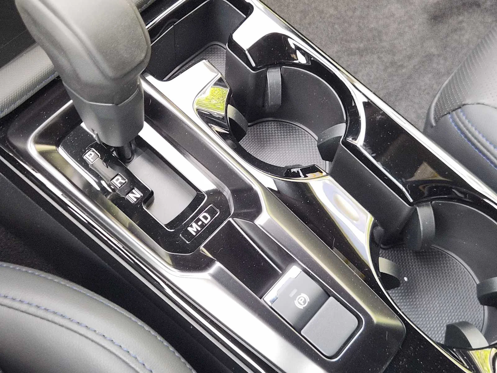 New 2026 CRYSTAL WHITE PEARL Subaru Limited Hybrid image 14