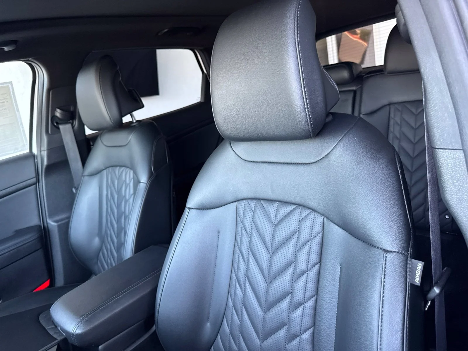 Used 2025 Glacial White Pearl Kia X-Pro Prestige image 16