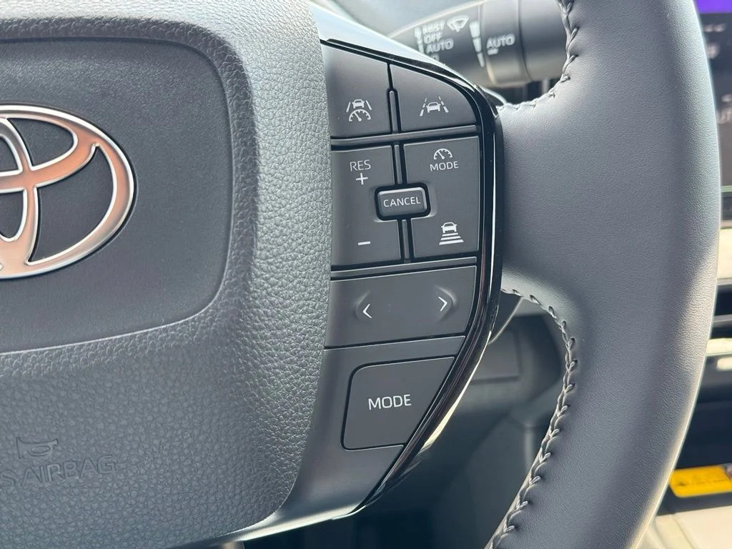 New 2026 Wind Chill Pearl Toyota XLE image 26