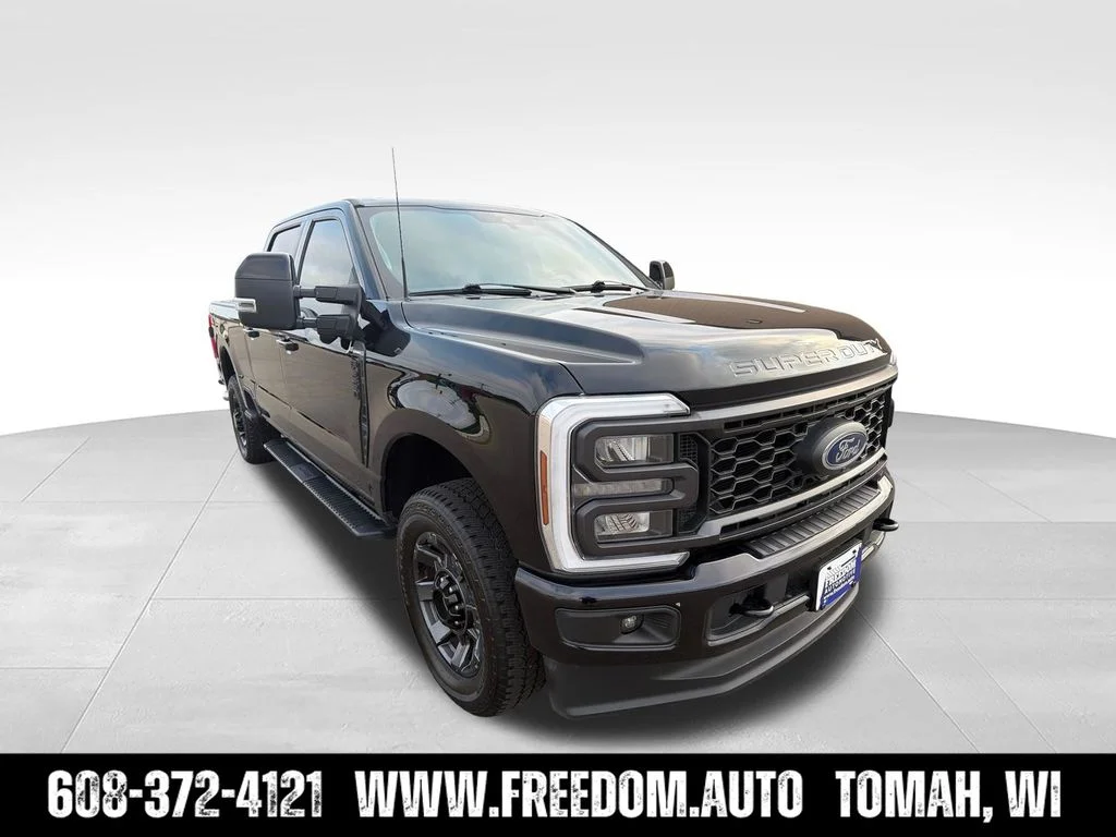 Used 2024 Black Metallic Ford Lariat image 7