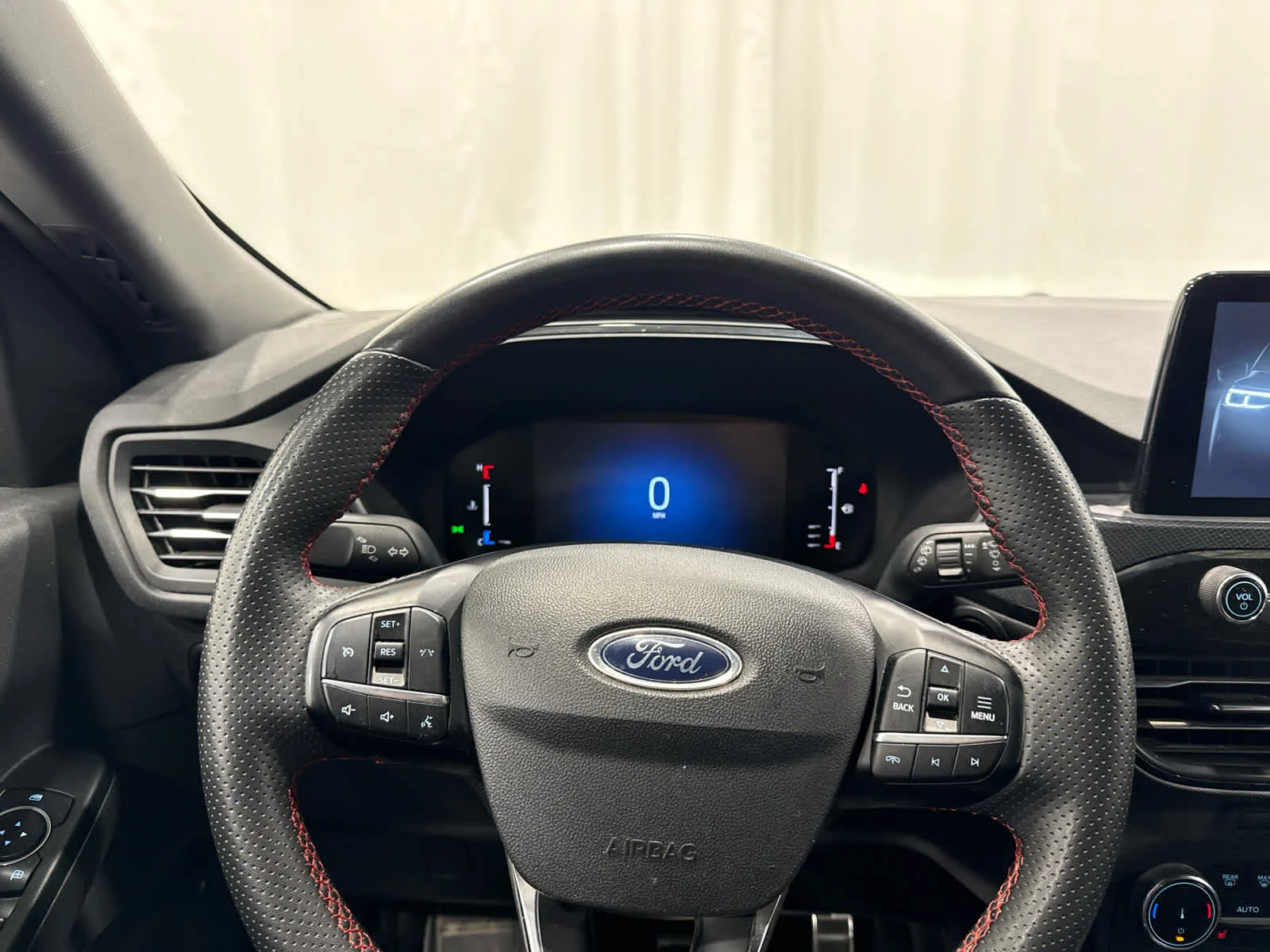Used 2023 Whi/white Ford ST-Line image 22