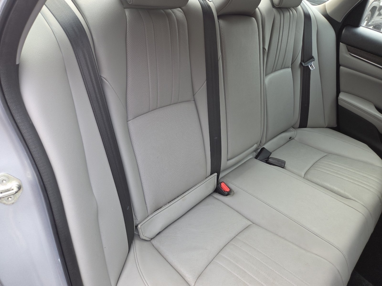 2019 Honda Accord EX-L - Photo 26
