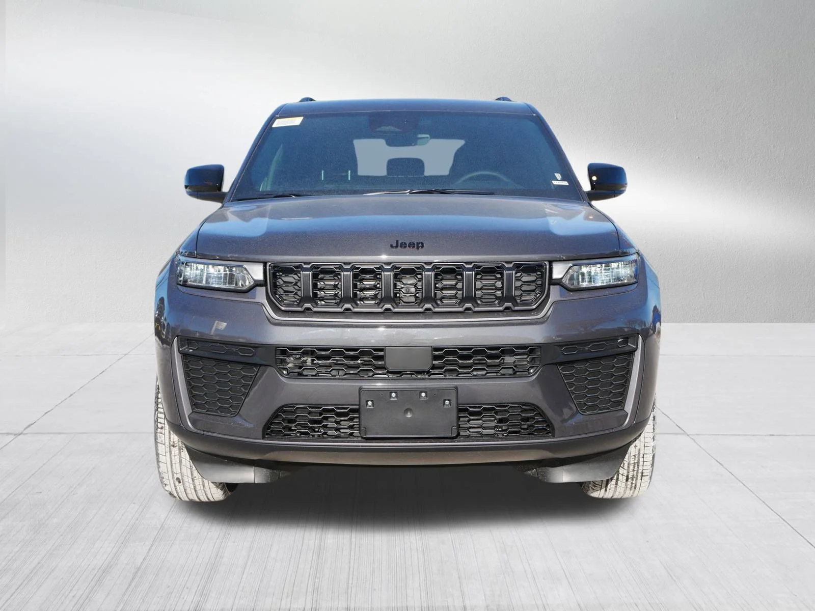 New 2026 Baltic Gray Metallic Clear-Coat Exterior Paint Jeep Laredo Altitude image 2