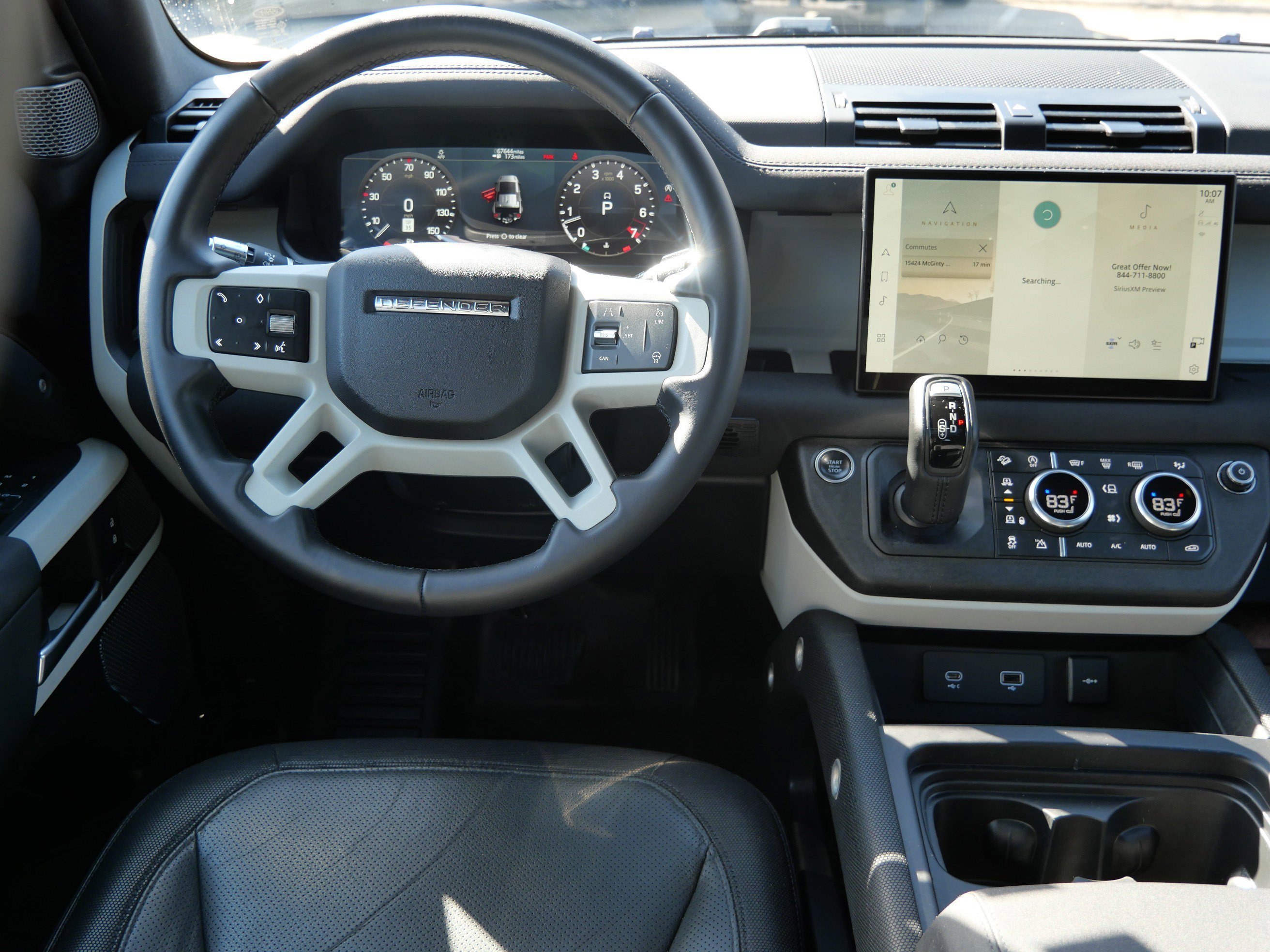 Used 2022 SANTORINI BLACK Land Rover X-Dynamic SE image 18