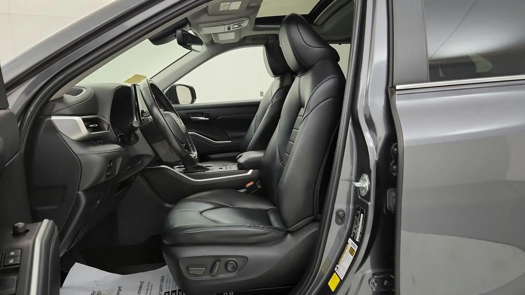 Used 2023 Gray Toyota XLE image 23