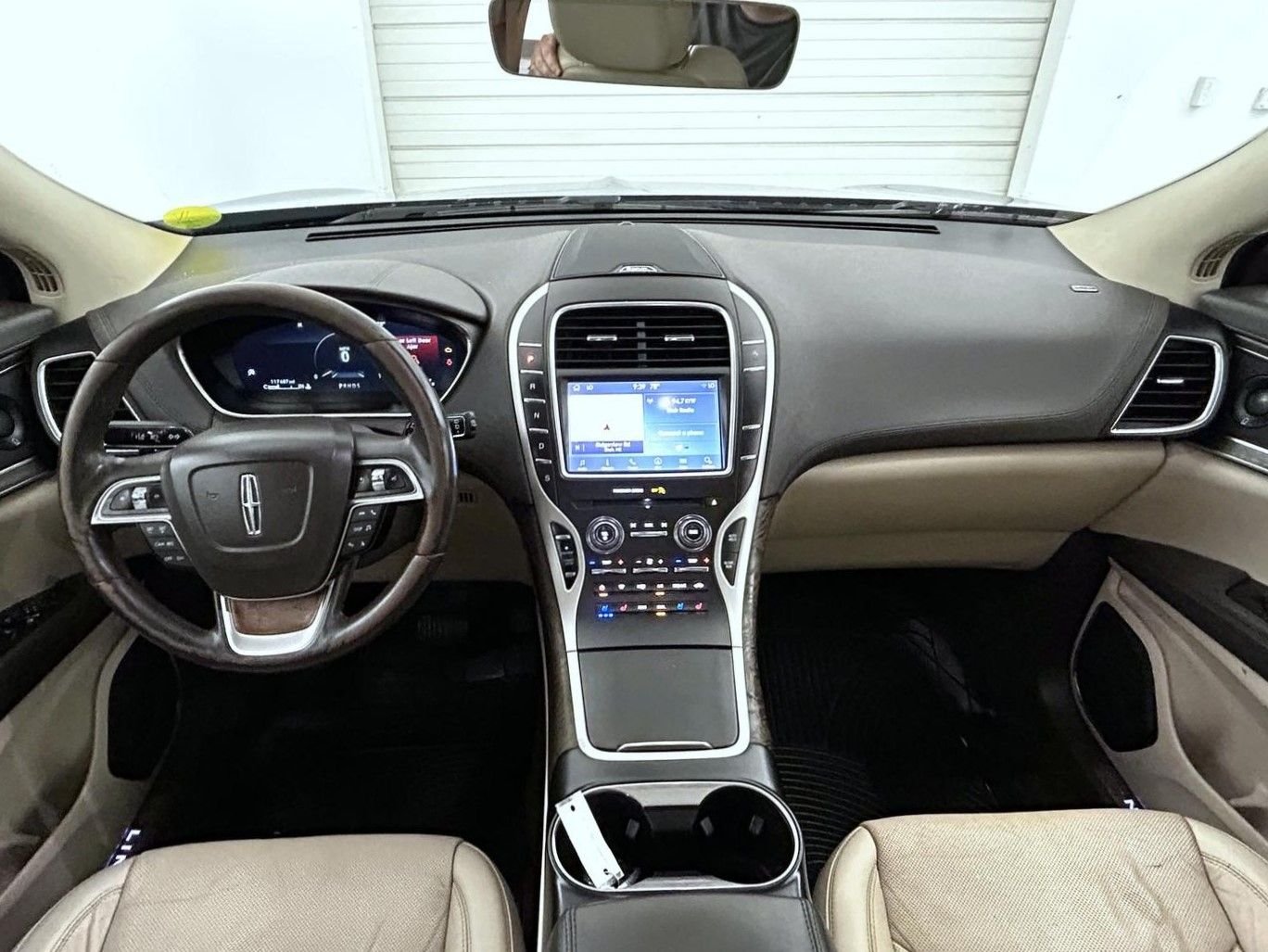 Used 2020 Blue Lincoln Reserve image 13